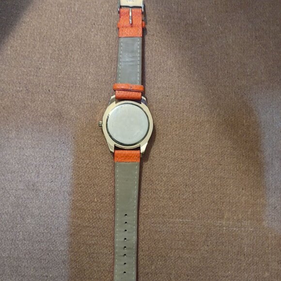 Orange Faux Leather Rhinestone Bezel Quartz Watch With Adjustable Strap - Picture 4 of 5